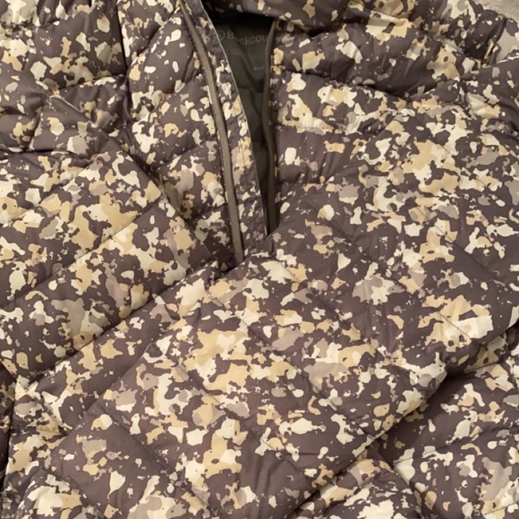 Ski Jacket - Picture 2 of 9